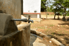 Water-taps-at-the-school-2